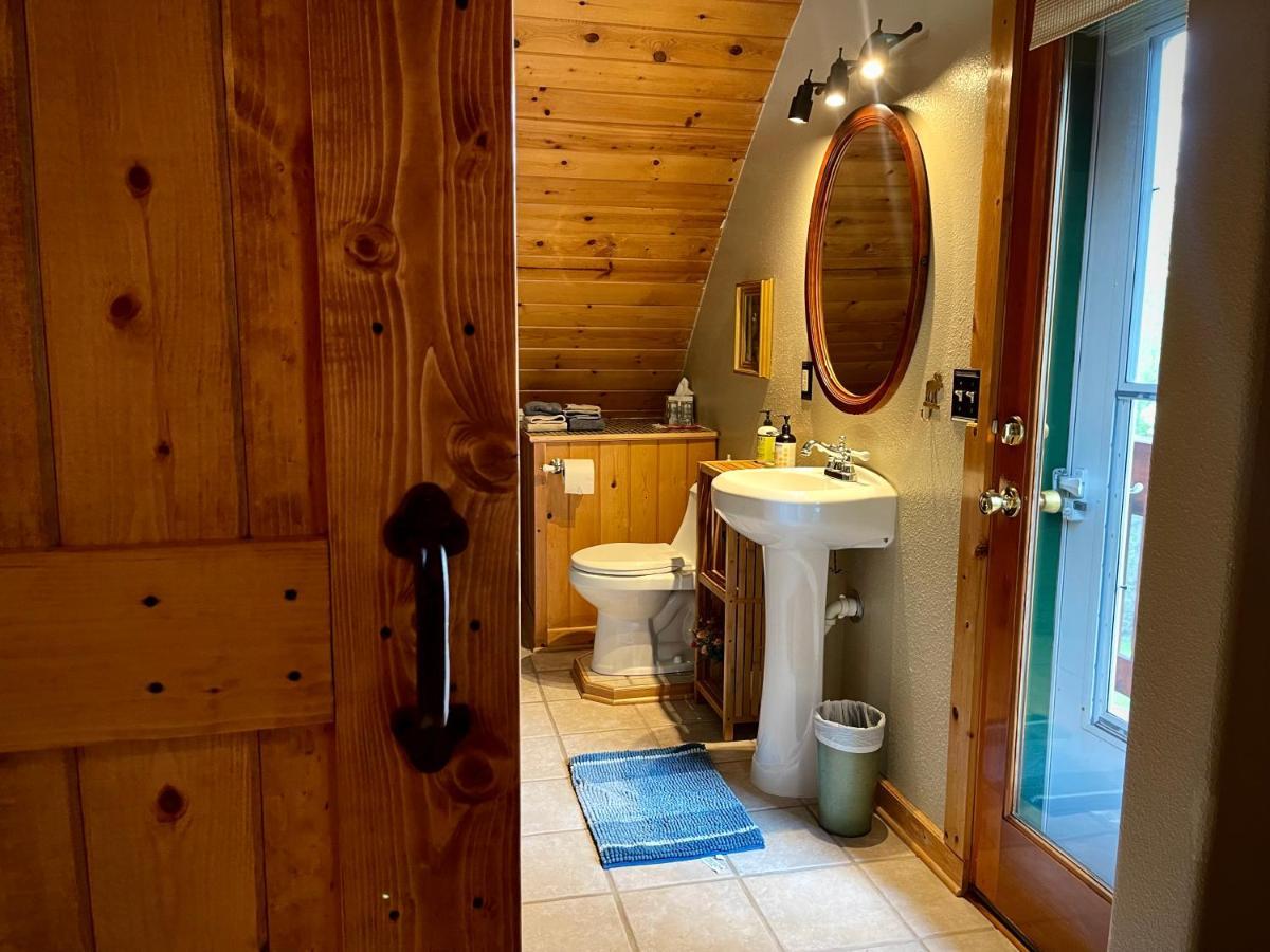 Moss Mountain Inn Колумбия-Фолс Экстерьер фото